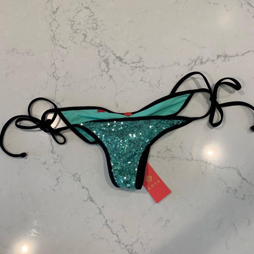 DOLL Bikini Bottom - Picture 4 of 5